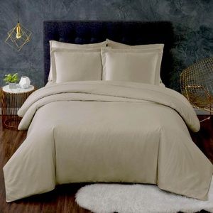 NWT Antimicrobial Duvet Set Twin/ Twin XL Khaki- Truly Calm